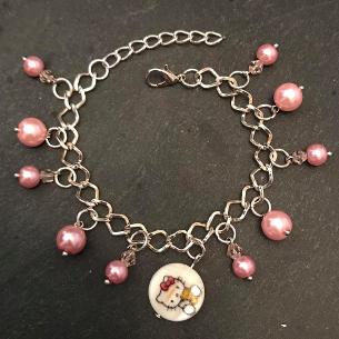 Pink pearls bracelet.