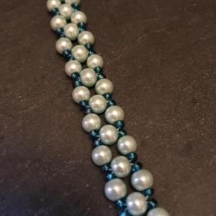 Mint pearl bracelet.