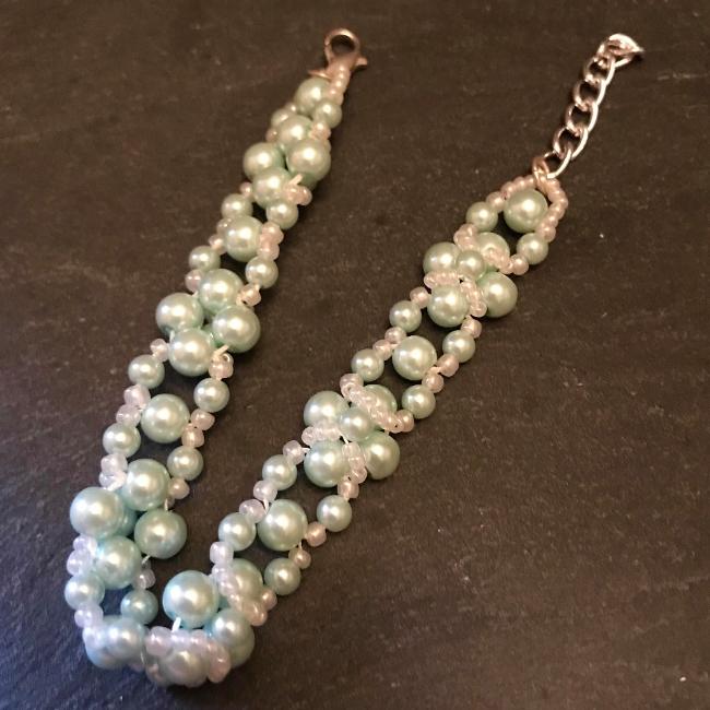 Mint and white pearl bracelet.